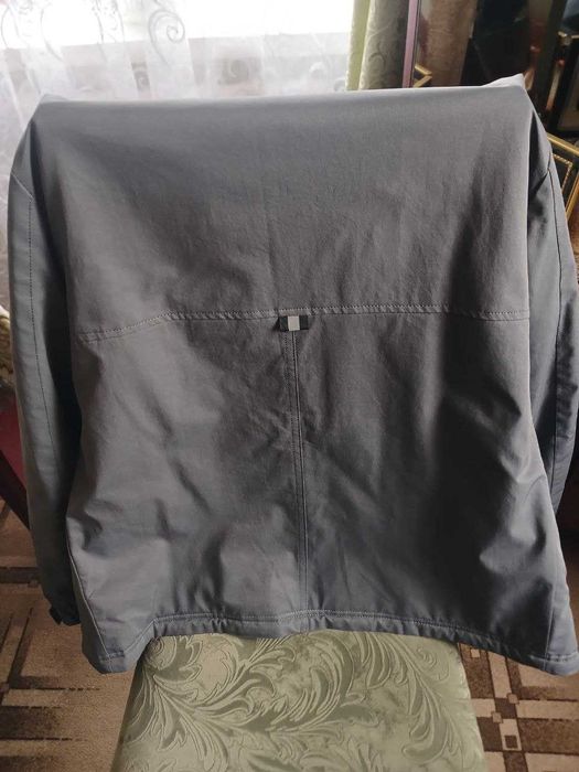 Курточка осіння і курточка зимова