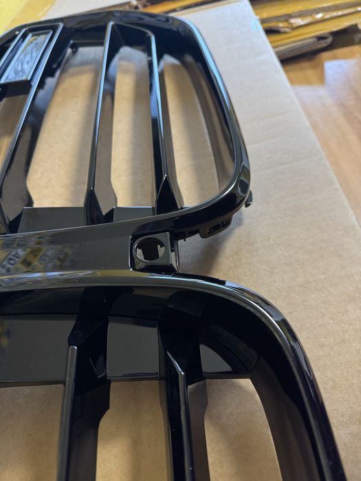 Решітка радіатора БМВ Х5 / BMW X5 G05 19-22 ніздрі в стилі X5M F95