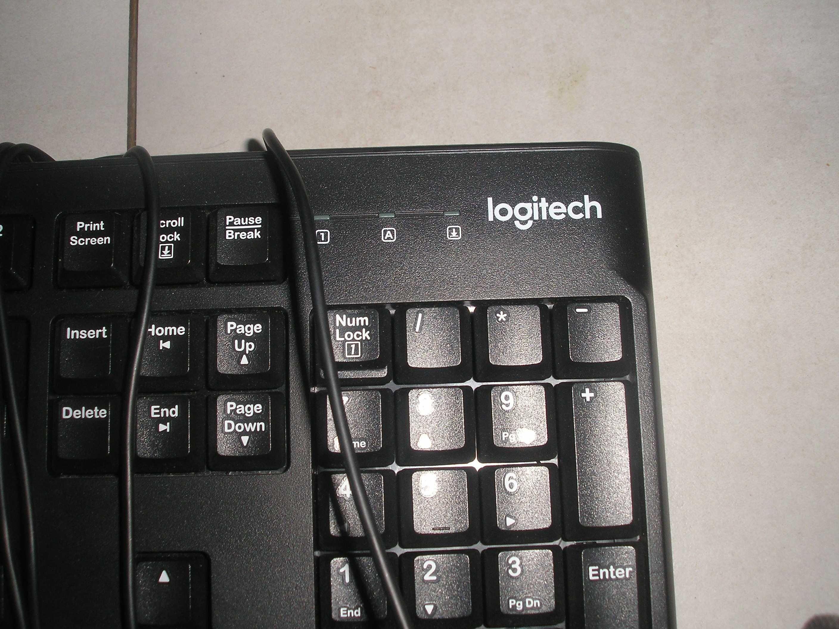 Klawiatura czarna LOGITECH