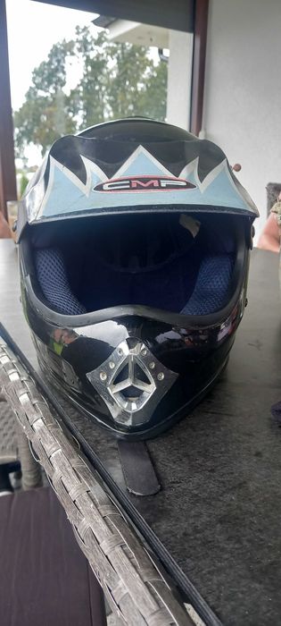 Sprzedam kask na motor hulajnoge