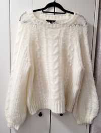 Kremowy cienki sweterek oversize Top Secret rozmiar M