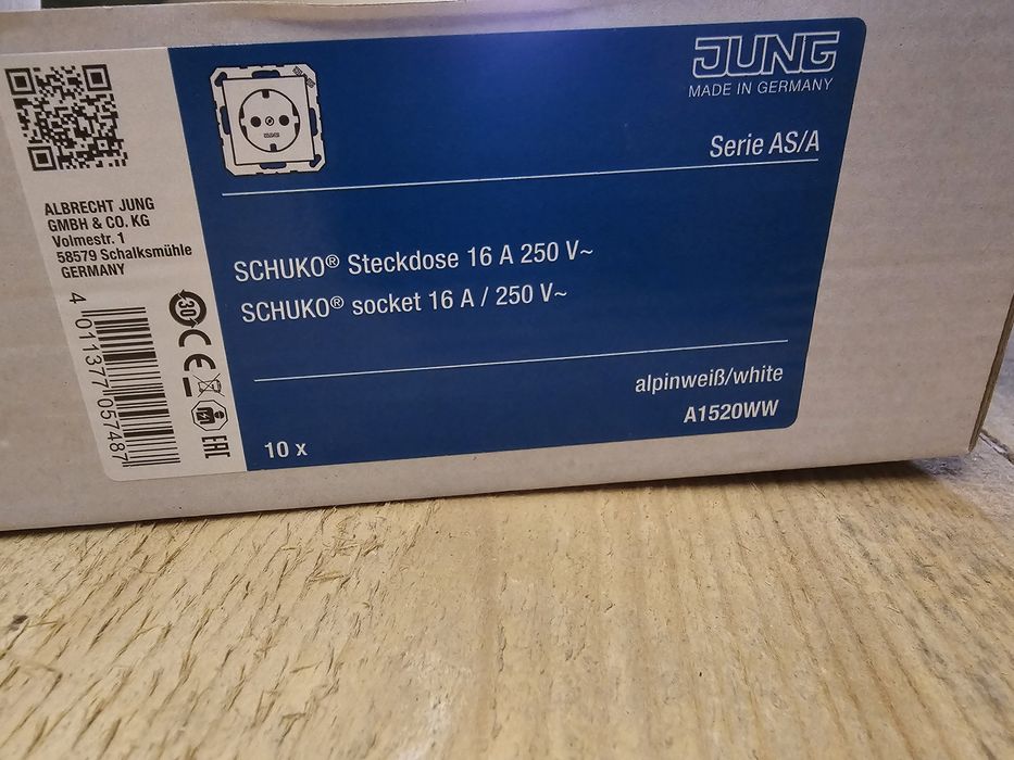 Розетки Jung a1520ww, вимикач прохідний jung 506u