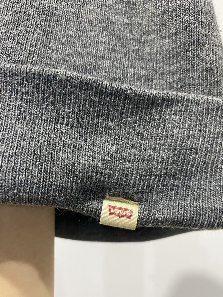 Сіра шапка Levi’s оригінал