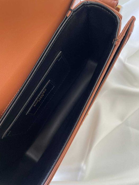 Yves Saint Laurent, Оригинал