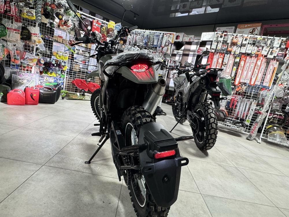 Мотоцикл GEON Rockster, 250 FE 17/17 OnRoad МКПП 6 документи оформленя