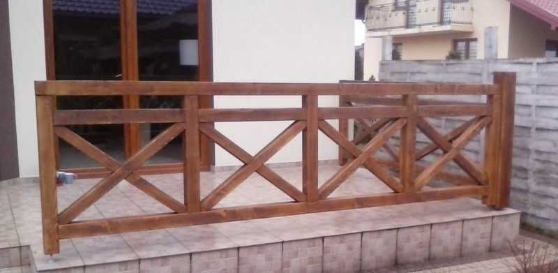 Balustrady zadaszenia tarasy drewniane - Stolarz