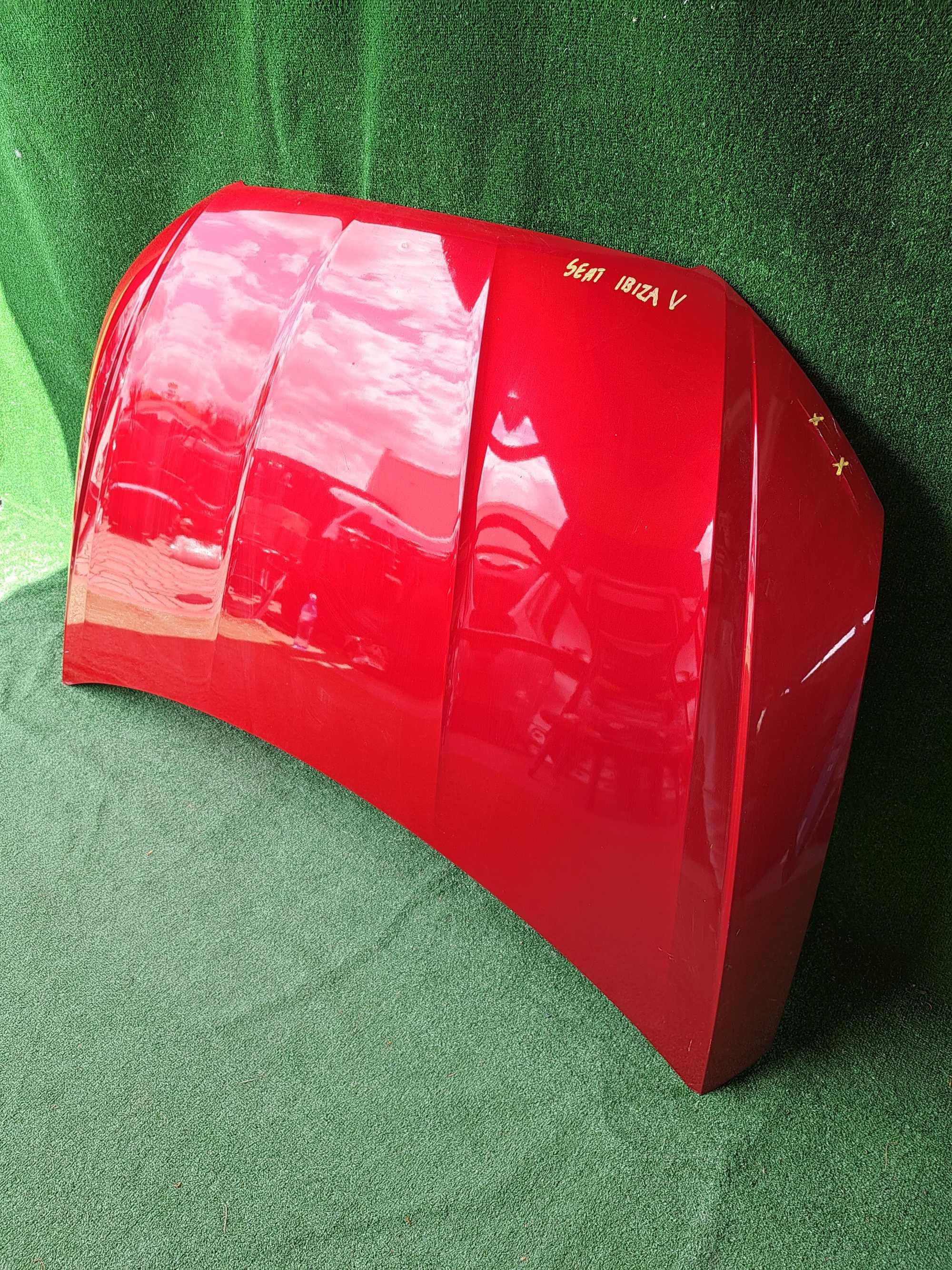 Maska Seat Ibiza V czerwona bardzo ładna