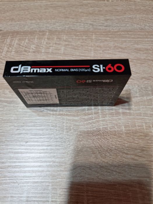 Аудиокассету/кассету DBmax SI 60