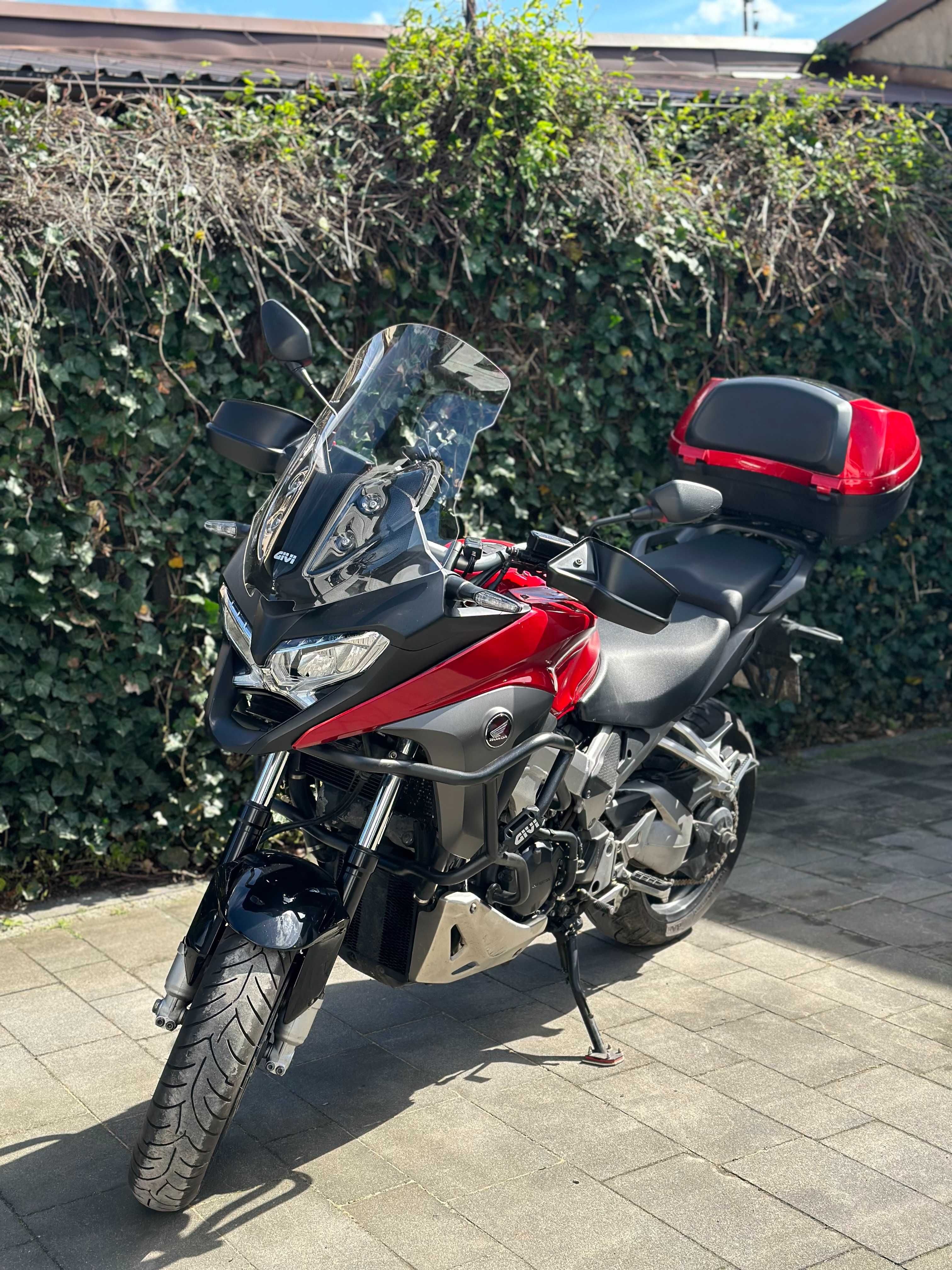 Honda VFR 800X crossrunner