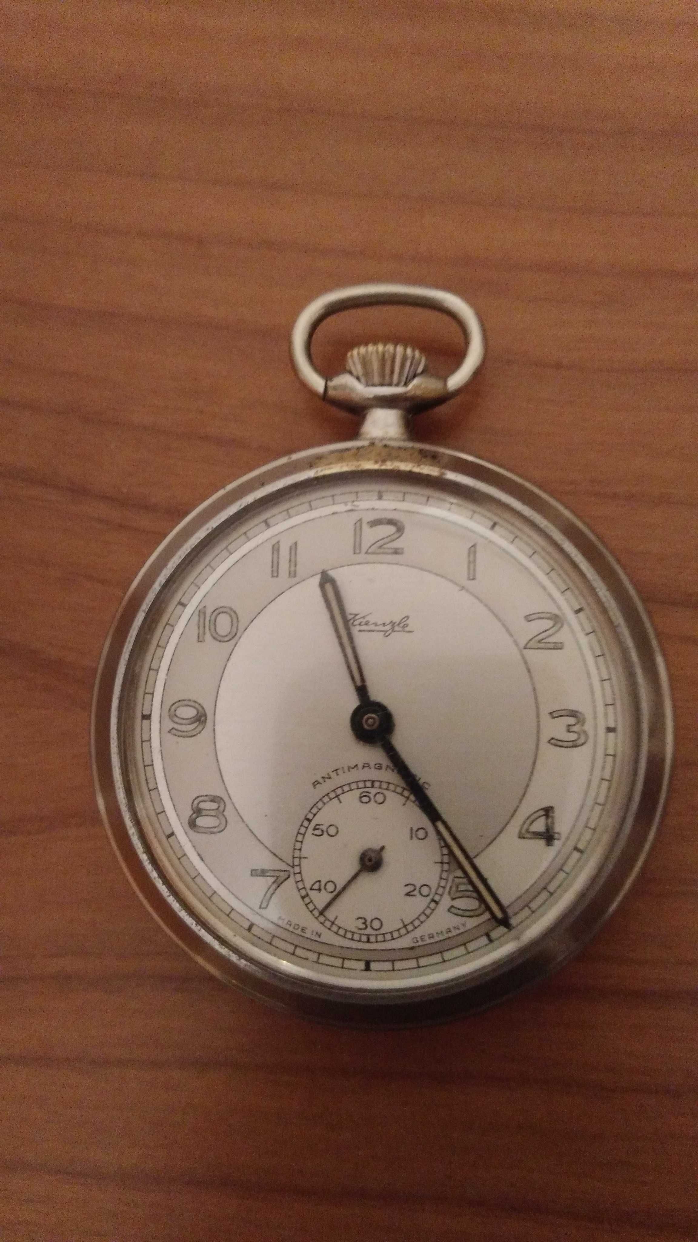 Relógio vintage kienzle