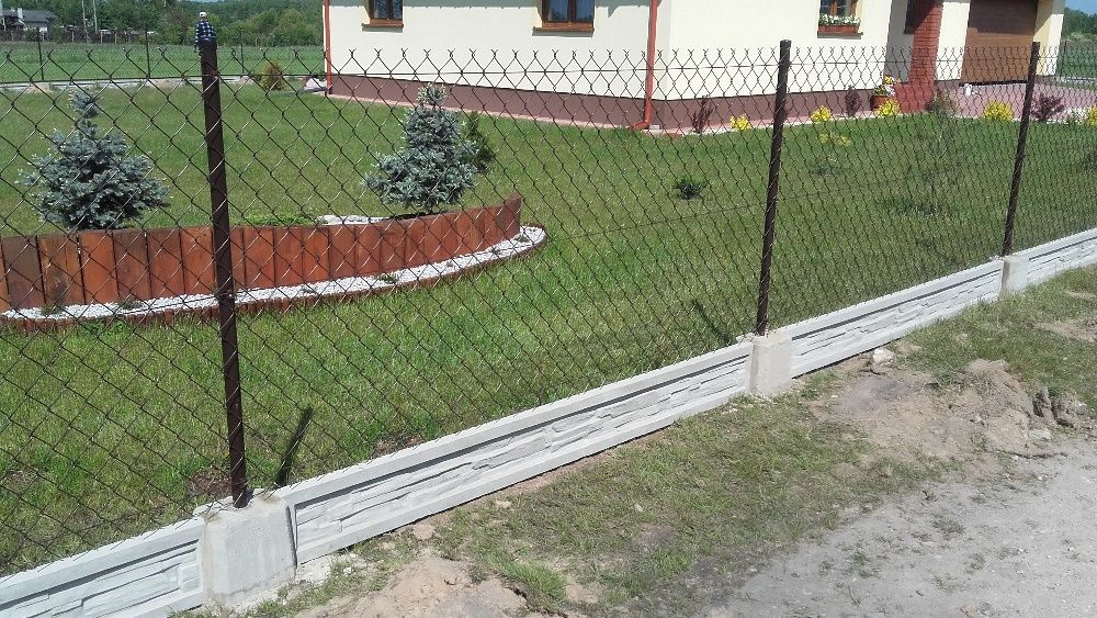 Montaż ogrodzeń z siatki*panela*bram i furtek