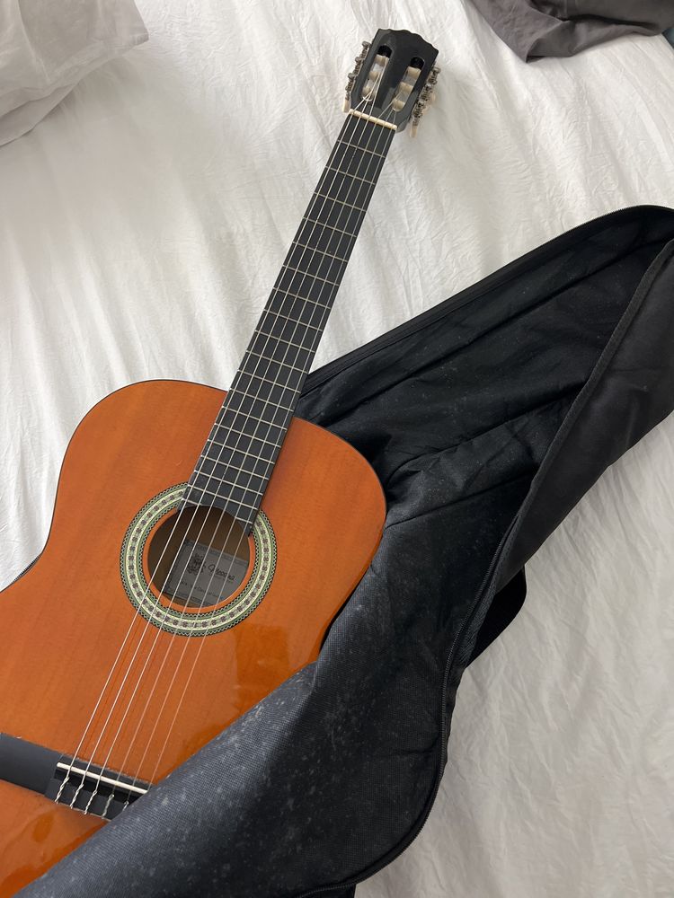 Guitarra Acustica