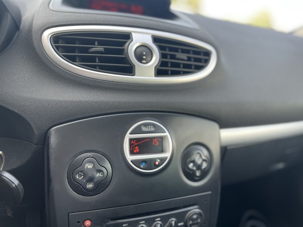 Renault Clio 1.5DCI Dynamique Caixa Automatica Nacional