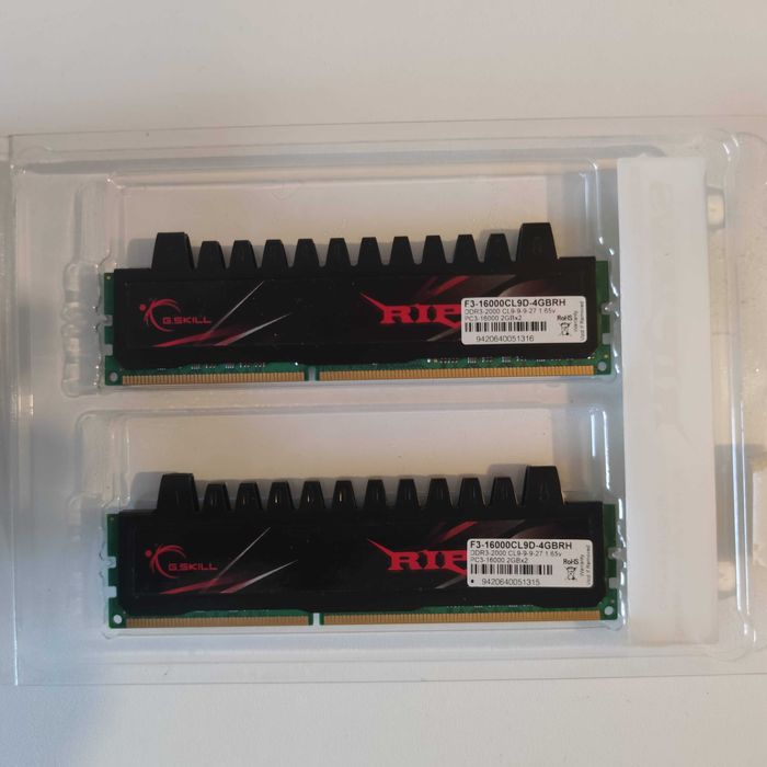 Vendo 4GB G.Skill Ripjaws DDR3-2000 (PC3-16000)CL9 . Excelente Estado!