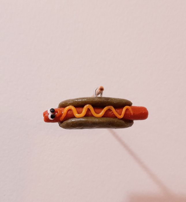 Zawieszka naszyjnik hot dog z modeliny handmade aesthetic