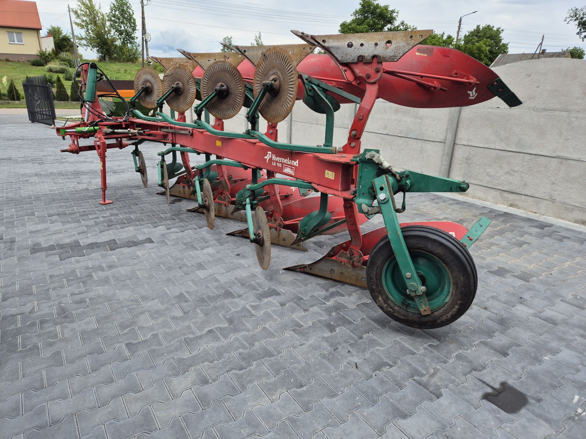 Pług Kverneland LD 100 4 skibowy