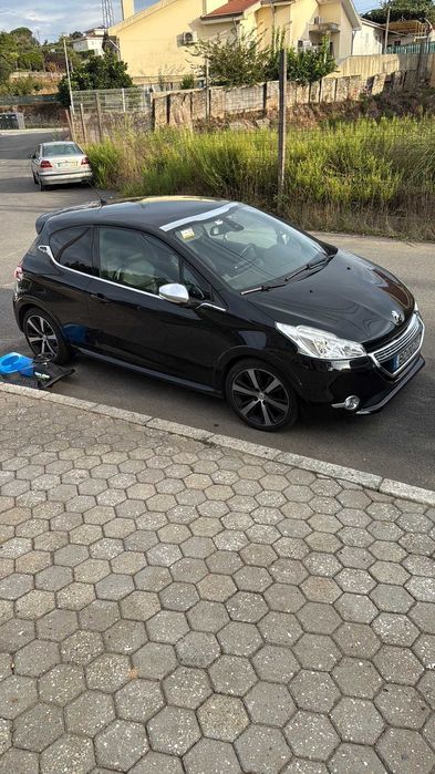 Peugeot 208 XY Look GTI
