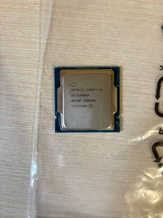 Intel Core i9-11900KF • 8 ядер / 16 потоків • 5.3GHz • відмінний стан