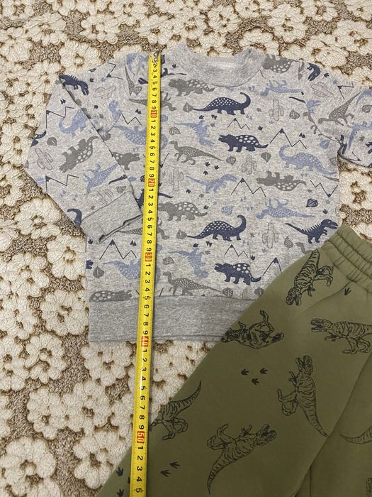 Продам комплект одягу для хлопчика