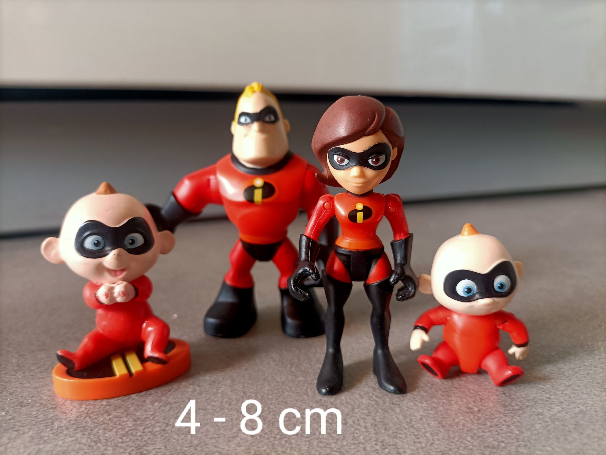Iniemamocni figurki z bajki