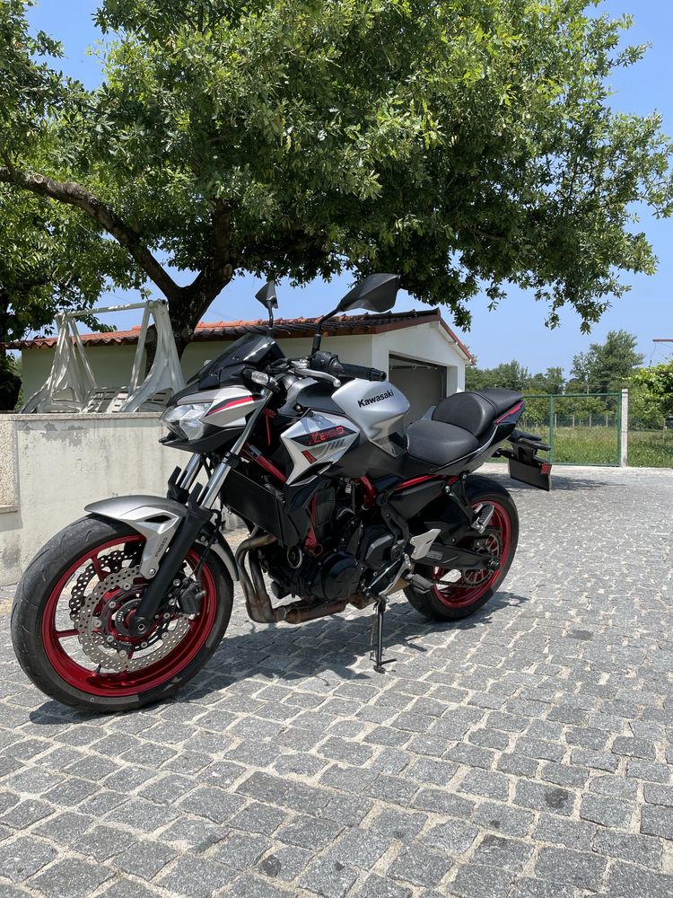Kawasaki z650 Nova