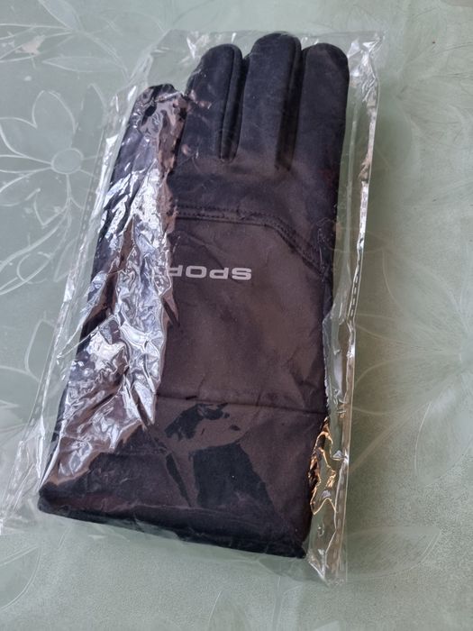 Перчатки спортивні з сенсорними наліпками