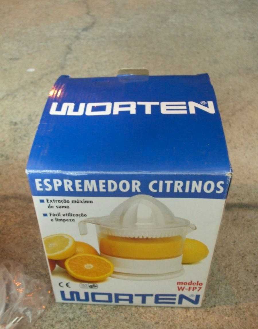 Espremedor de Citrinos - Modelo W-FP7-Novo