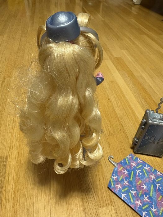 L.O.L. Surprise Lalka OMG Travel Doll - Fly Gurl Fly Gurl