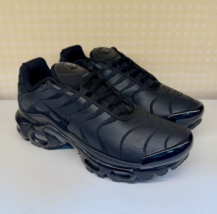 Кросівки Nike Air Max Tn Plus Чорні шкіра теммо -20с водостійкі Найк