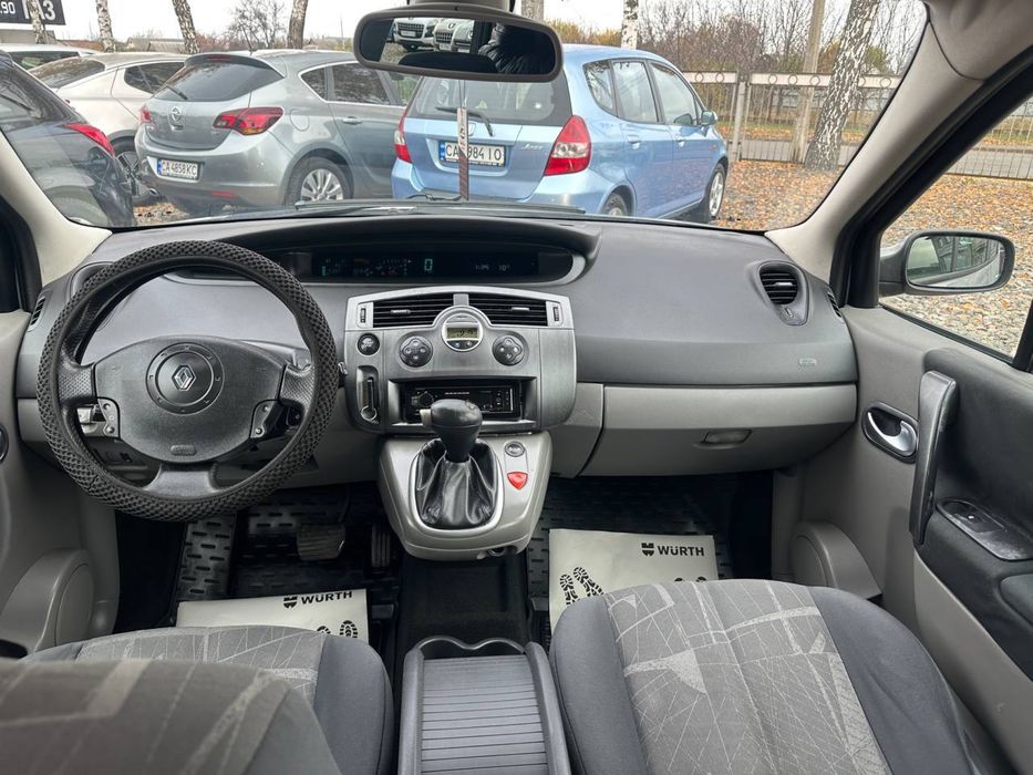 Продам Renault Megane Scenic