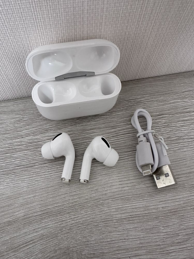 Дуже Стильні inPods 3-як AirPods, але доступніше в рази! Як оригінал.