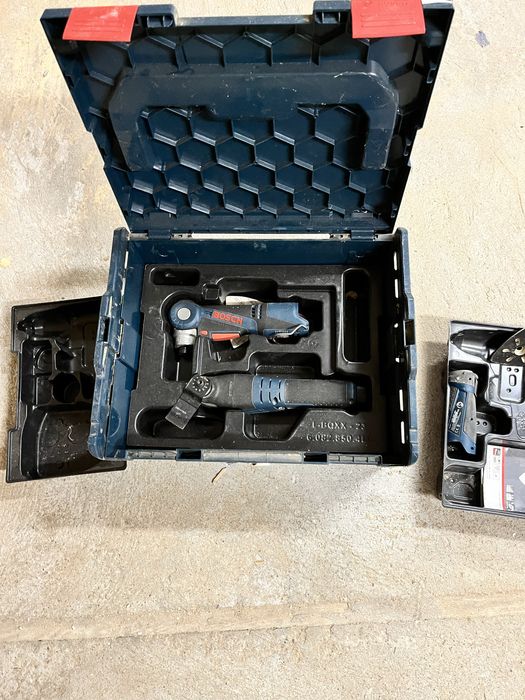 Multitool Wkrętarka aku Bosch Lampa 10.8 v