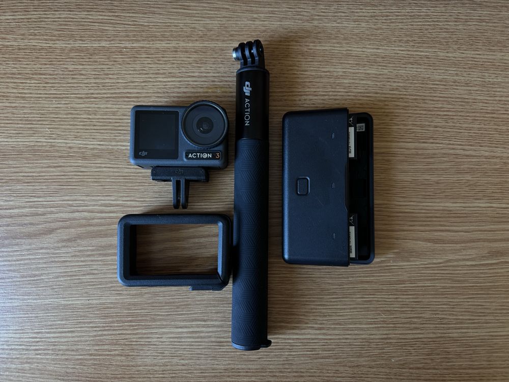 Екшн камера DJI Osmo Action 3 Adventure Combo