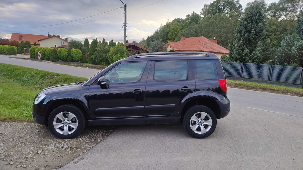 SKODA YETI 4 X 4 2,0 TDI  ( 170 KM )