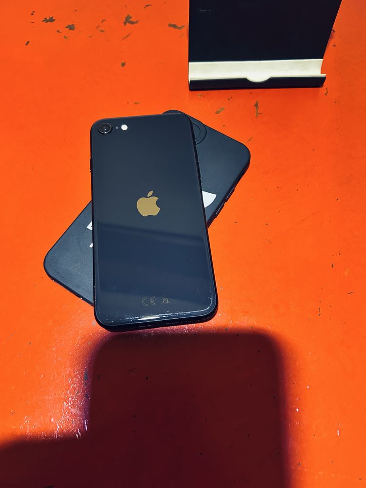Apple Iphone SE 2020