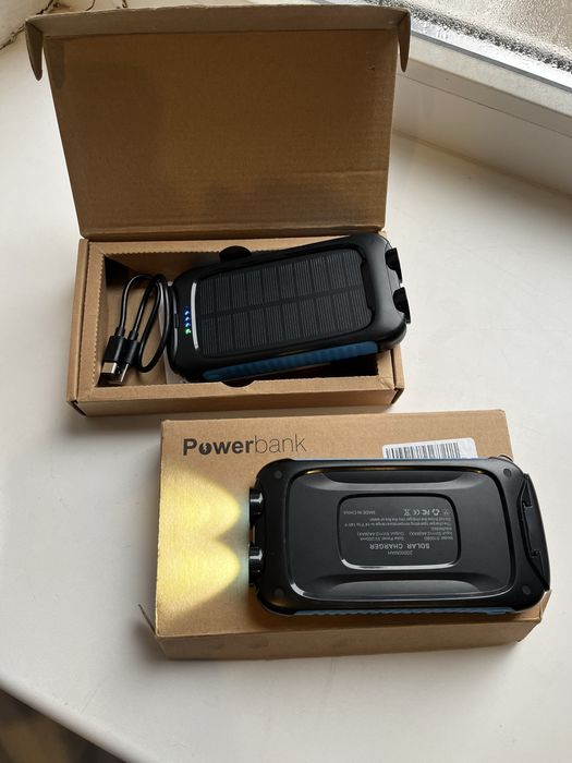 Power Bank 20000 mAh + Solar charger