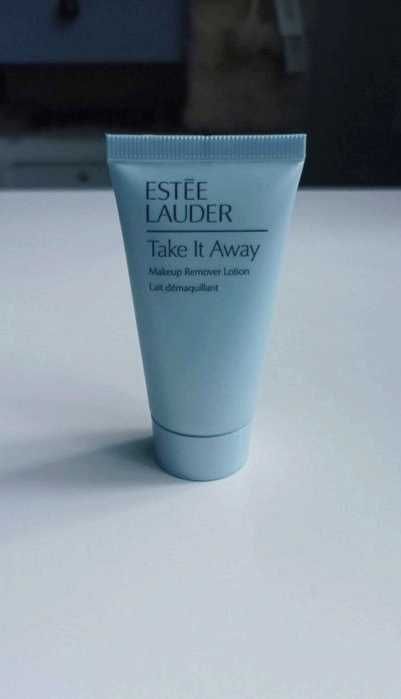 Estée Lauder luksusowy zestaw kosmetyków z kosmetyczką +gratis