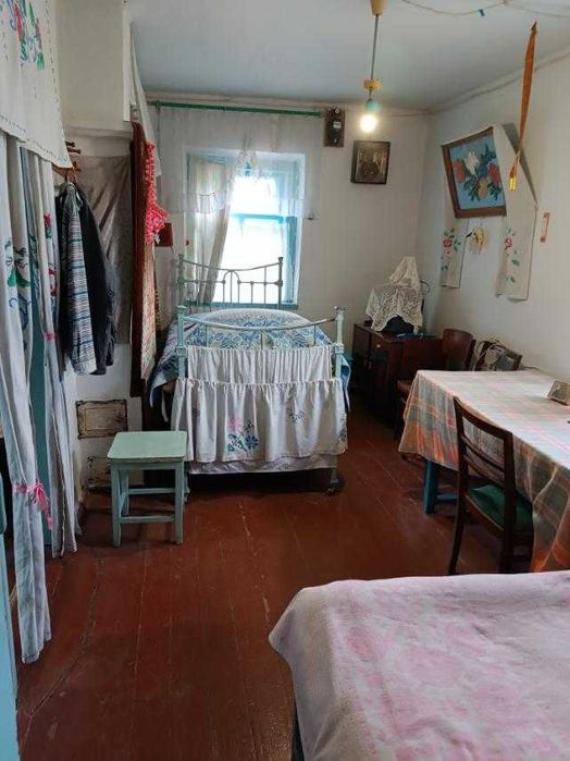 Продам Будинок в смт. Буки, Уманського р-ну, Черкаської обл.