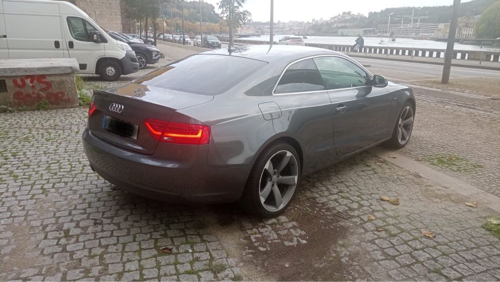 Audi A5 coupe S-LiNE
