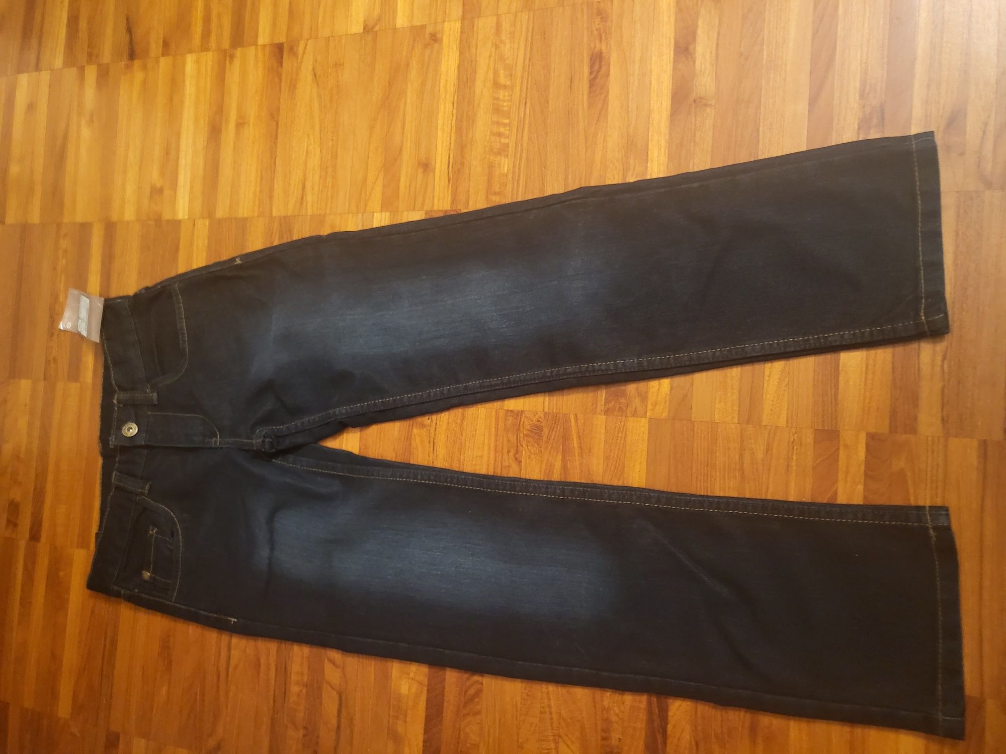 Spodnie NOWE  jeans  rozm 146 C&A