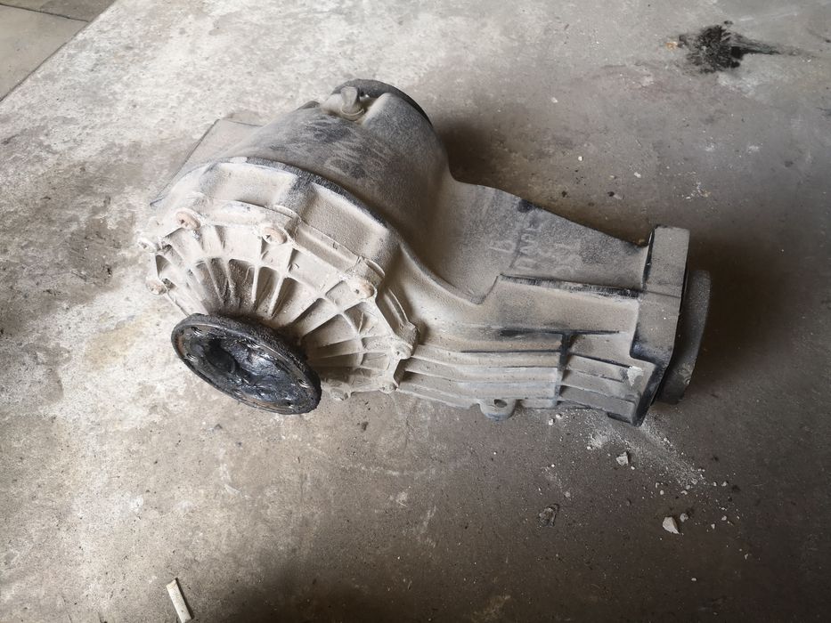 Редуктор Audi A8 D2 4.2 ABZ DNW задний quattro