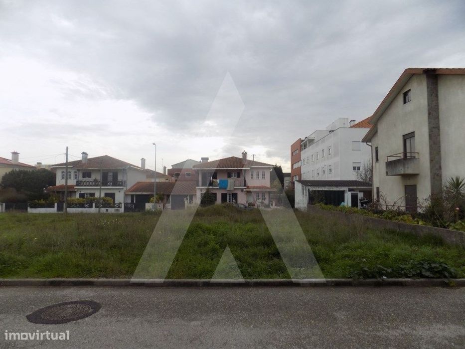 Lote de Terreno em Eixol