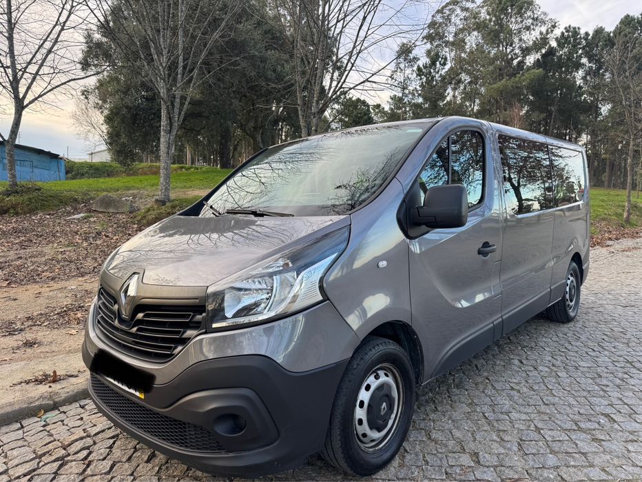 Renault Trafic XL  1.6DCi 9Lugares