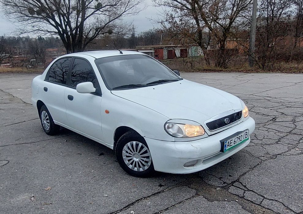 Ланос 1.5.Газ 4 .Рік 2012.SE.