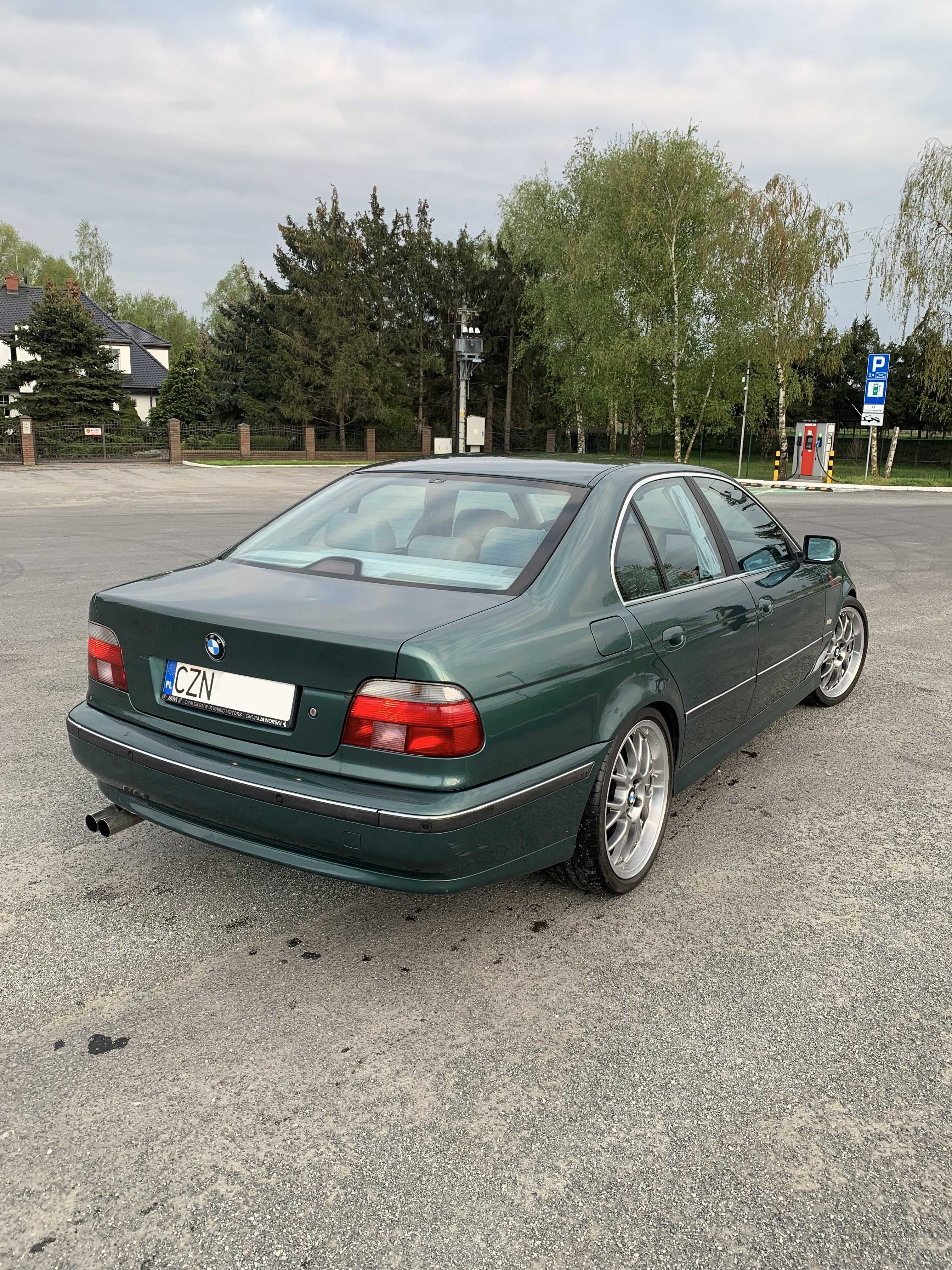 BMW e39 523iA M52B25