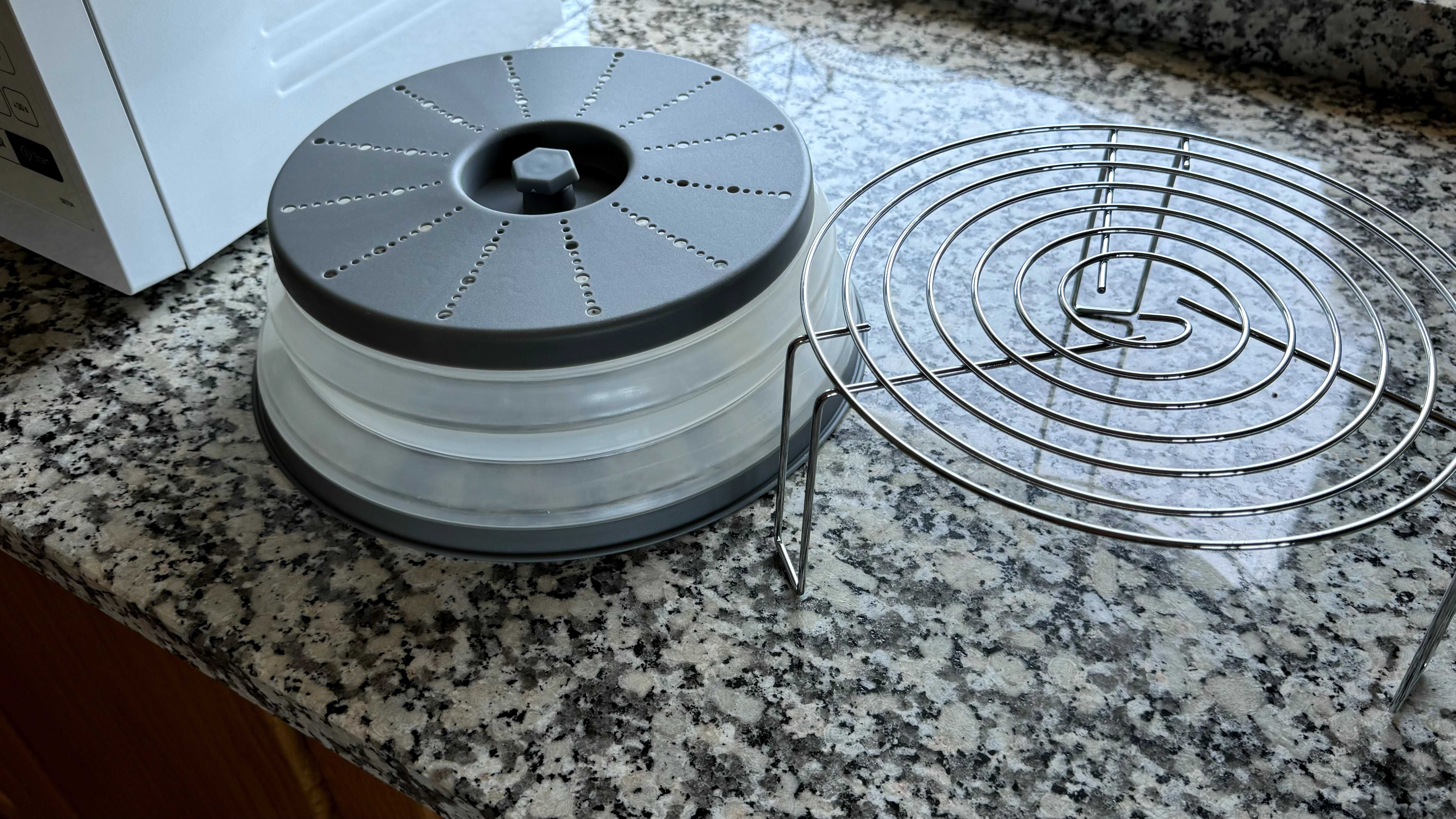 Microondas Samsung GE73A com TDS, grill e acessórios