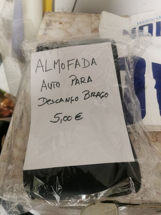 Vários artigos 5 €cada ver nas fotos