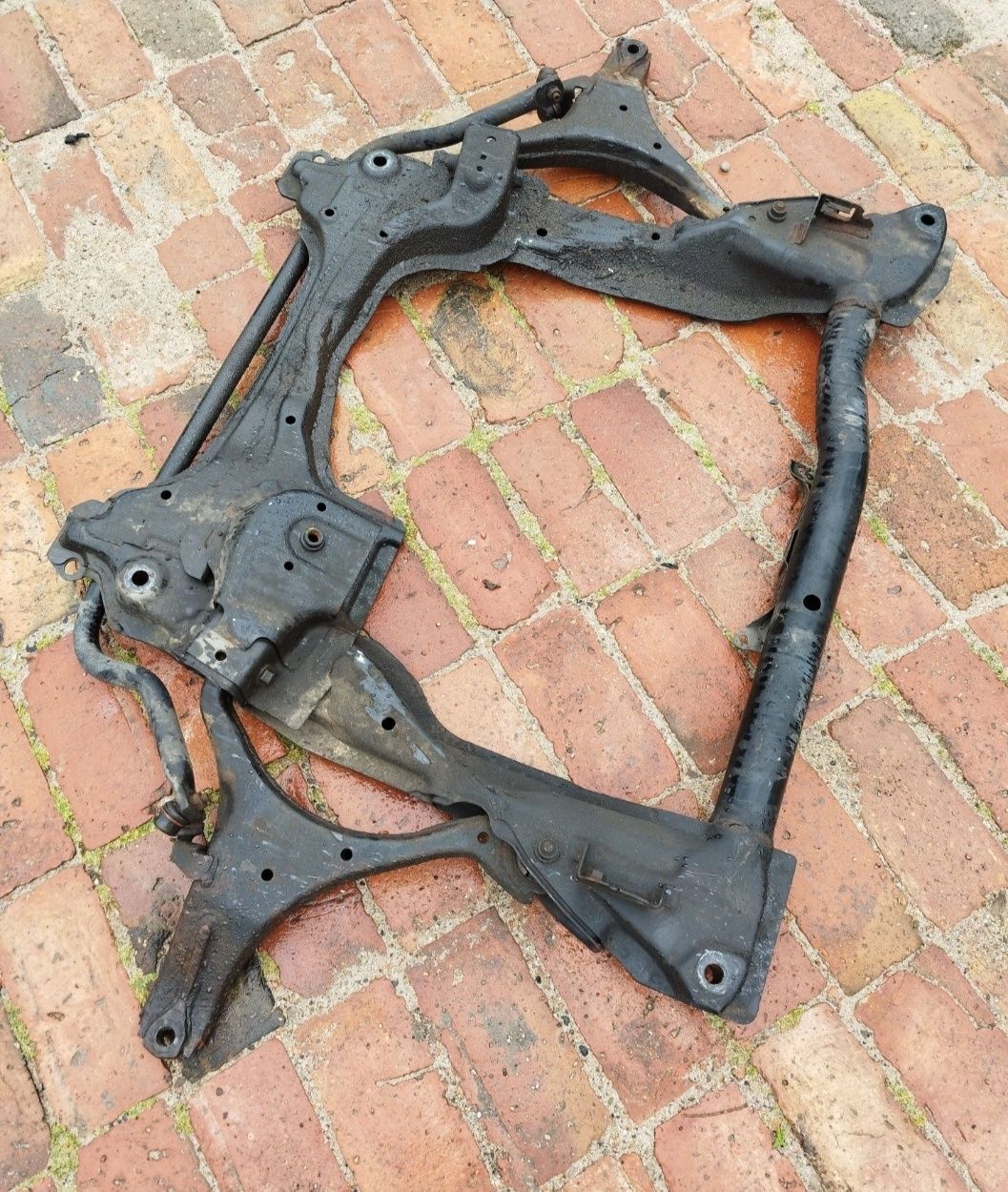 Honda FR-V 04-09 Wachacz Przód Lewy / Prawy Zwrotnica Benzyna
