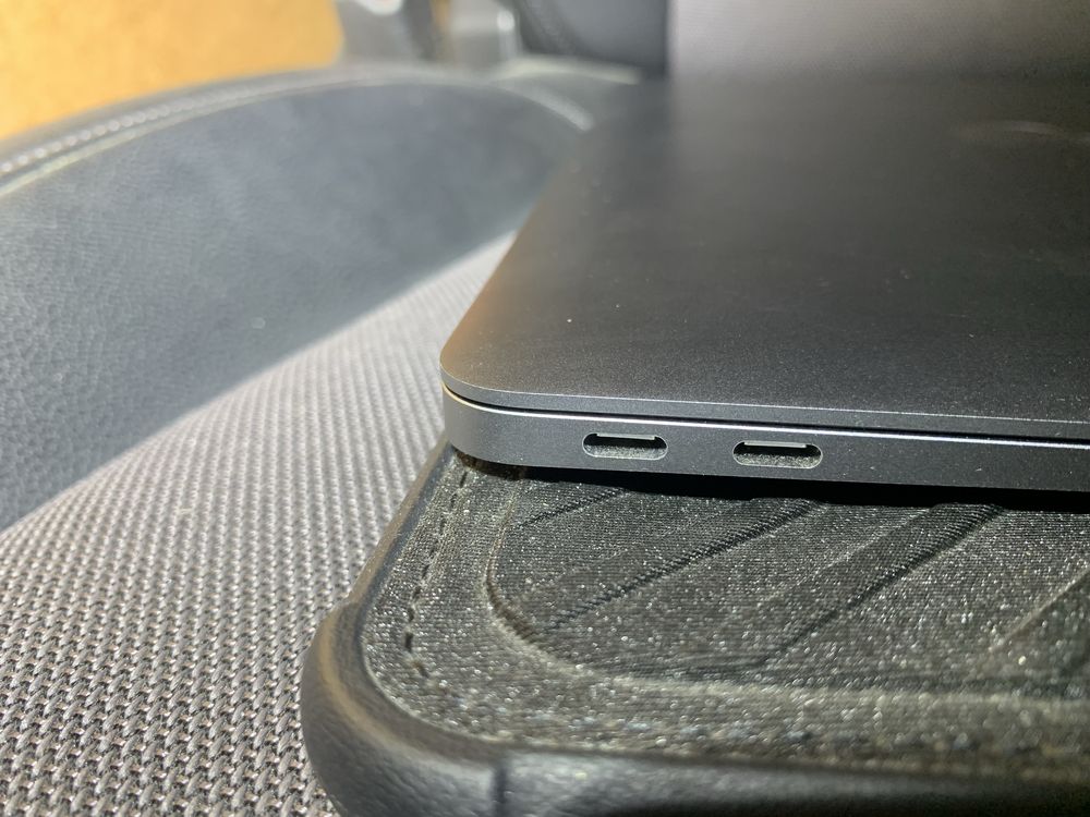 MacBook air 13 m1 8/256gb