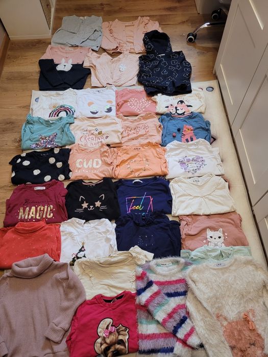 Bluzy  ,bluzki  ,sweterki   dla  dziewczynki  r 122